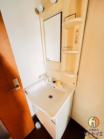 コーポテルニテⅠの洗面所