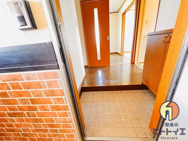 コーポテルニテⅠの玄関