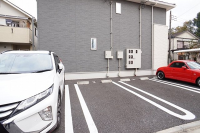 【駐車場】 | アサ・ピリラニ | 駐車場