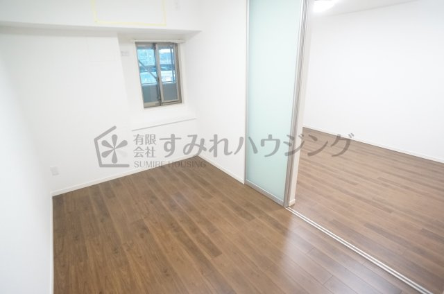 みなとメゾン川西中央のその他|参考、同建物・類似反転間取りの号室