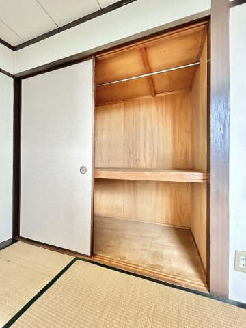 幸和ビルの収納