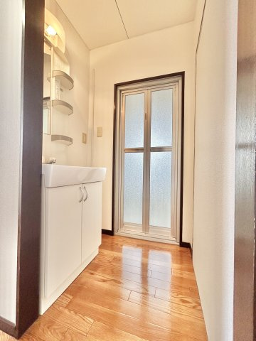 幸和ビルの洗面所