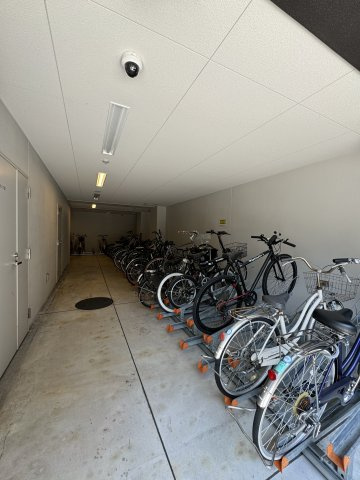 ミラージュパレス難波幸町の駐車場