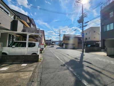 MEASONIT’S（メゾンイッツ）の周辺|前面道路