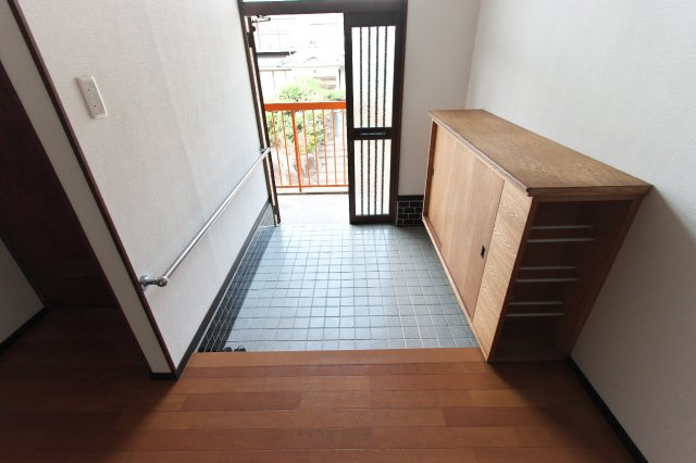 三瀬邸（塩焼）の玄関