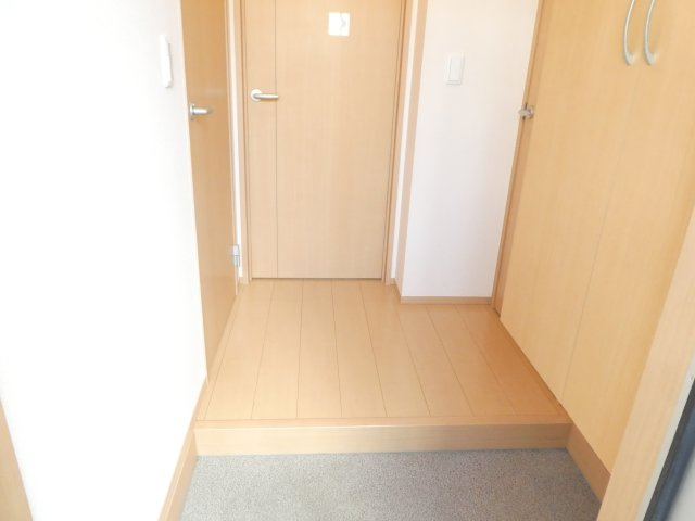 ボヌビー宝塚の玄関