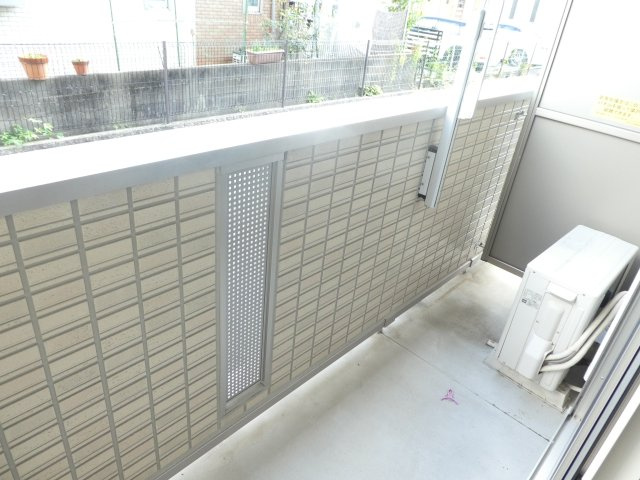 ボヌビー宝塚のバルコニー