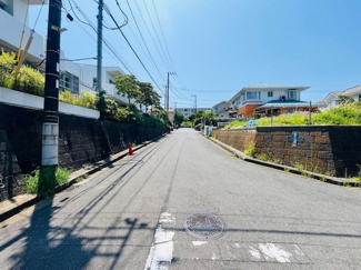 【前面道路含む現地写真】