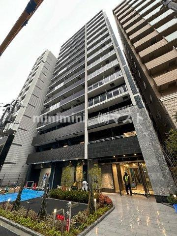 プレサンス堺筋本町エグゼブランの外観