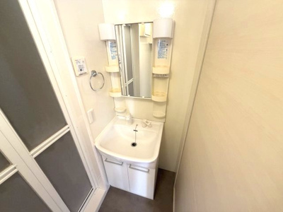 【洗面所】 | ベルフルール | ゆったりとスペースのある洗面所