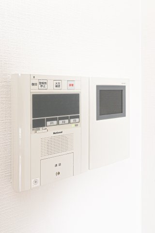 サヴォイブロードストリート　11階のセキュリティ|別号室のものです。現状優先になります。