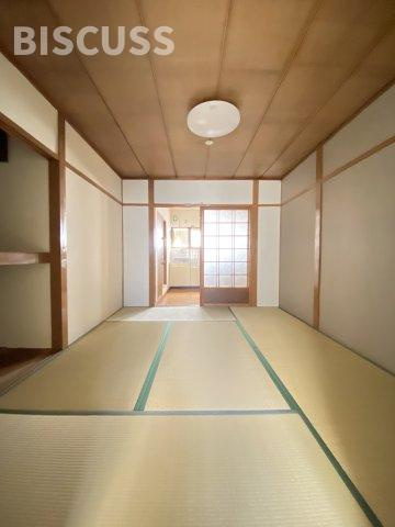 東妻文化の内装