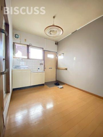 東妻文化の居間・リビング