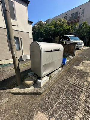 【その他共用部分】 | アヴェニール新百合 | 敷地内ごみ置き場でごみ出しもらくらく～♪忙しい社会人さんや学生さんにもうってつけ！