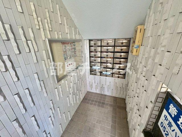 ST PLAZA KANAYAMAのエントランス