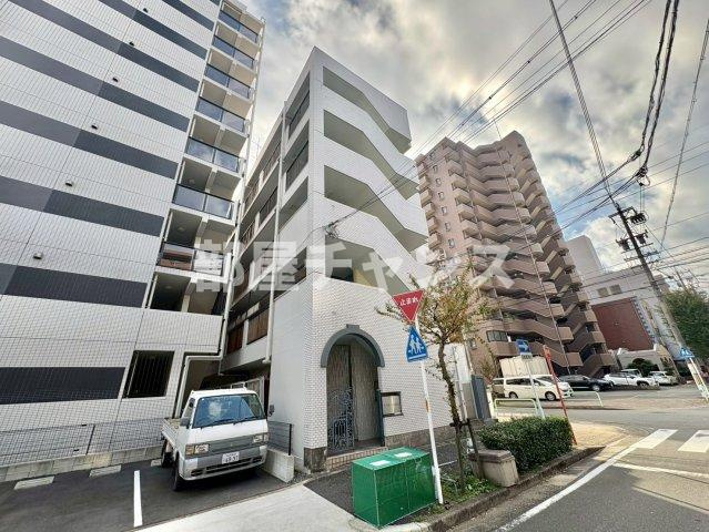 ST PLAZA KANAYAMAの外観