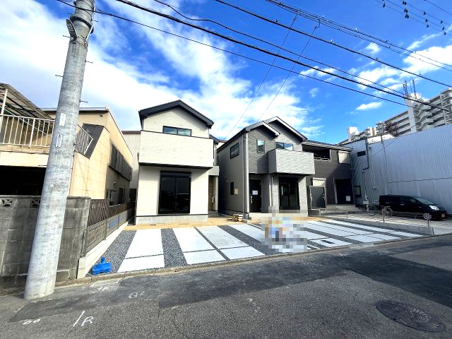 南区元塩町1期　新築戸建　1号棟の前面道路含む現地写真|前面道路