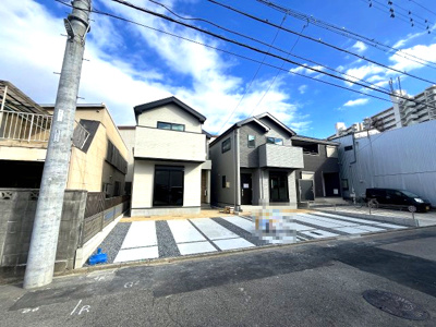 【前面道路含む現地写真】 | 南区元塩町1期　新築戸建　1号棟 | 前面道路