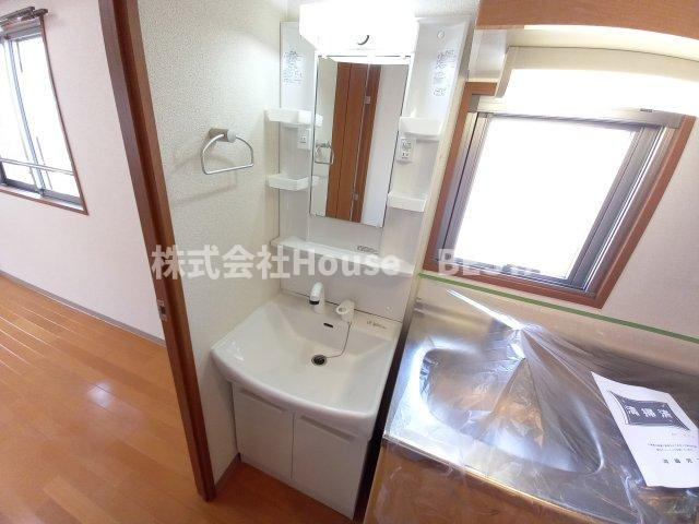 エステムコート神戸西Ⅲフロンタージュの独立洗面台