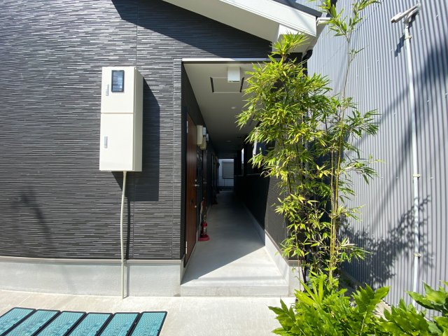 フォルトゥーナ本町のエントランス