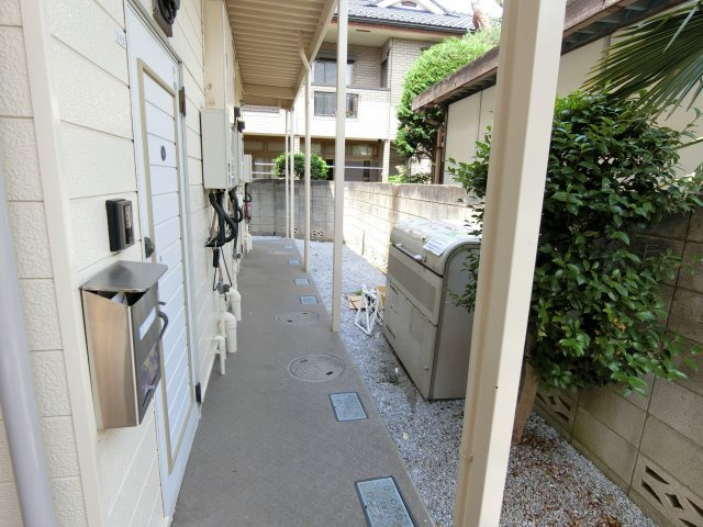 【エントランス】 | スカイビュー本多