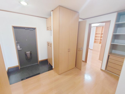 【玄関】 | ホワイトリリー