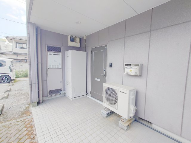 【エントランス】 | ホワイトリリー