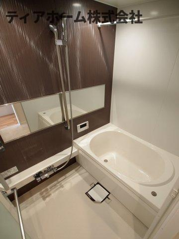 大和高田市大中東町の賃貸マンションの浴室|落ち着いた空間のお風呂です