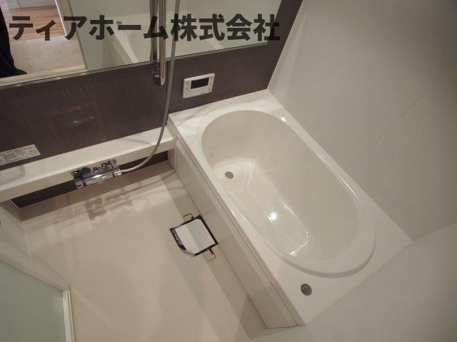 大和高田市大中東町の賃貸マンションの浴室|きれいなお風呂です