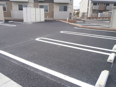 【駐車場】 | フォーゲルテラス グリューン Ⅱ | 駐車場