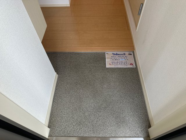 アバンセ１２１の玄関