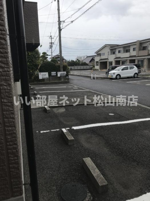 【駐車場】 | ヴィラージュ・９５　A棟