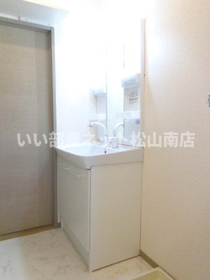 【洗面所】 | ヴィラージュ・９５　A棟