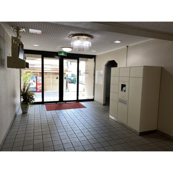 【エントランス】