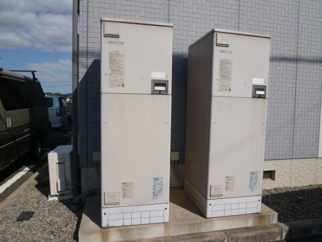 倉敷市福田町古新田のアパートのその他共用部分|電気温水器