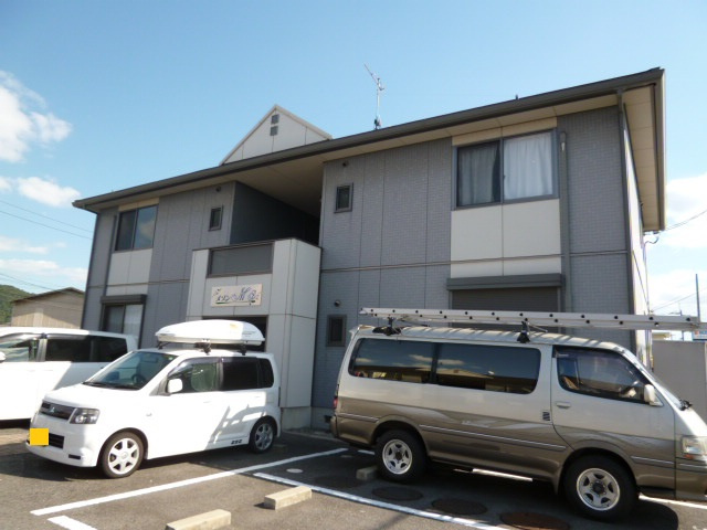 倉敷市福田町古新田のアパートの外観