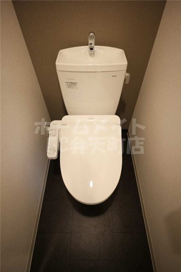 【トイレ】 | アドバンス大阪セレーノ | 落ち着いたトイレです