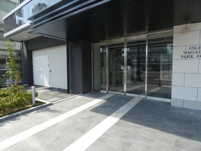 【エントランス】 | エスリード長居公園PARK AVENUE