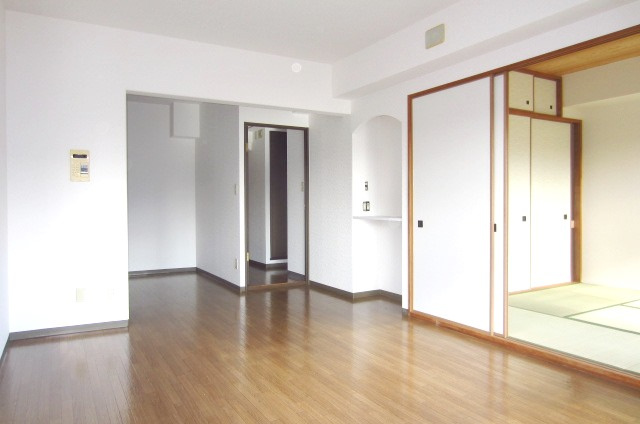 【居間・リビング】 | サニーコート中町