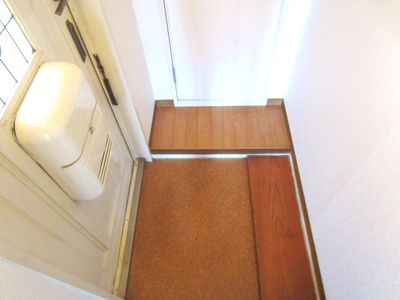 【玄関】 | ハイツ二色