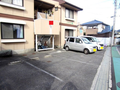 【駐車場】 | ハイツ二色