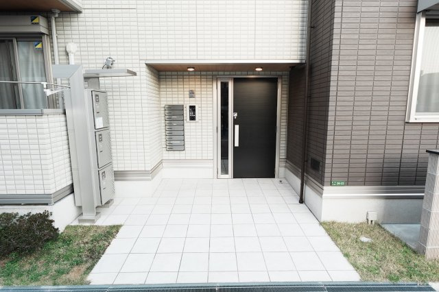 【エントランス】 | D-roomフォレスタ林寺