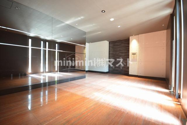 サムティ福島ノースのロビー