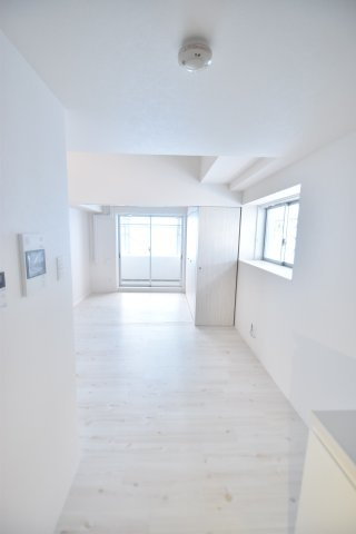 大阪市城東区蒲生２丁目の賃貸マンションの居間・リビング