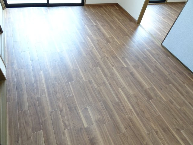 キングスガーデン　Ａの洋室