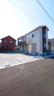 【外観】 | 南アルプス市有野の新築2棟現場 1号棟 オール電化・車4台　土地：205.94ｍ2　建物：110.54ｍ2　完成済み