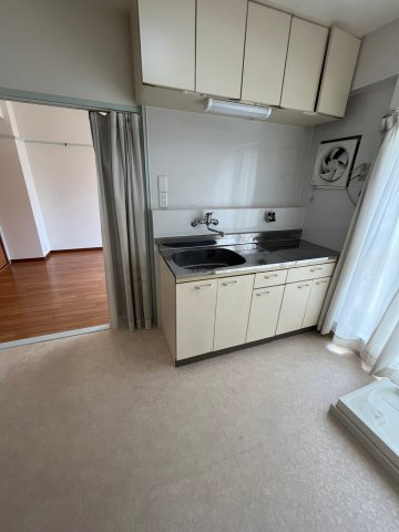 森下ビルのキッチン