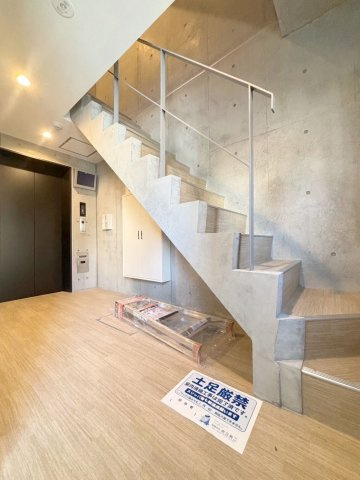 [防音マンション」スカイラシクラス小岩のロビー|建物の内部です