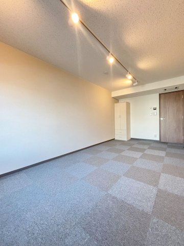 [防音マンション」スカイラシクラス小岩の洋室|防音室の天井にはBluetoothスピーカーも備え付け！