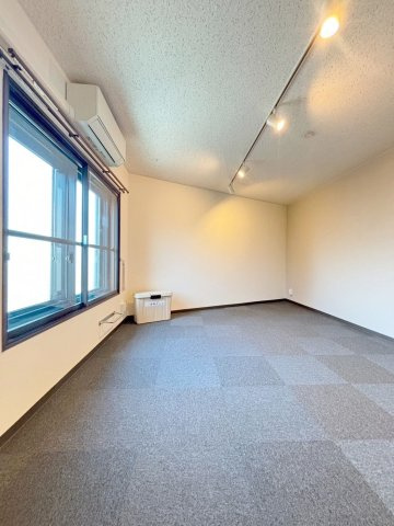 [防音マンション」スカイラシクラス小岩の洋室|防音室の天井にはBluetoothスピーカーも備え付け！